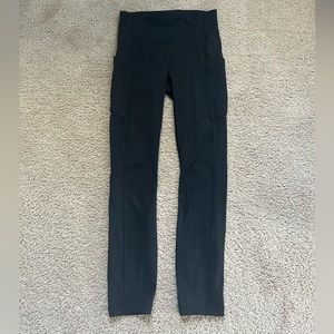 black lululemon leggings